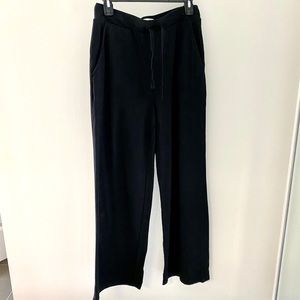 Lou & Grey Signature Softblend Wide Leg Sweats Blk